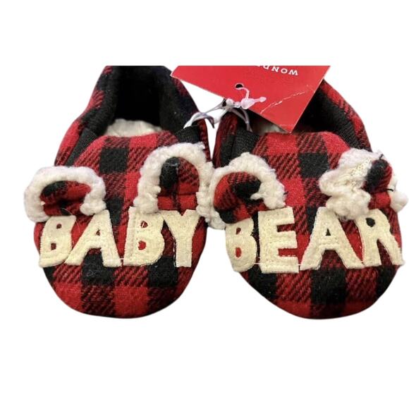 Infant Baby Christmas Holiday Slippers Size 0-3 Months Buffalo Plaid Red Black - Picture 3 of 5
